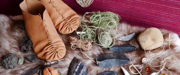 Assemblage of reconstructed Stone Age artefacts